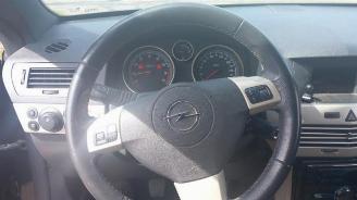 Opel Astra Astra H Twin Top (L67), Cabrio, 2005 / 2010 1.8 16V picture 27