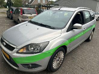 damaged passenger cars Ford Focus 1.6 TDCI   Limited Stationcar 2011/3