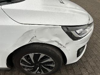 Ford Focus 1.0 EcoBoost Hybrid Titanium  Stationcar picture 4