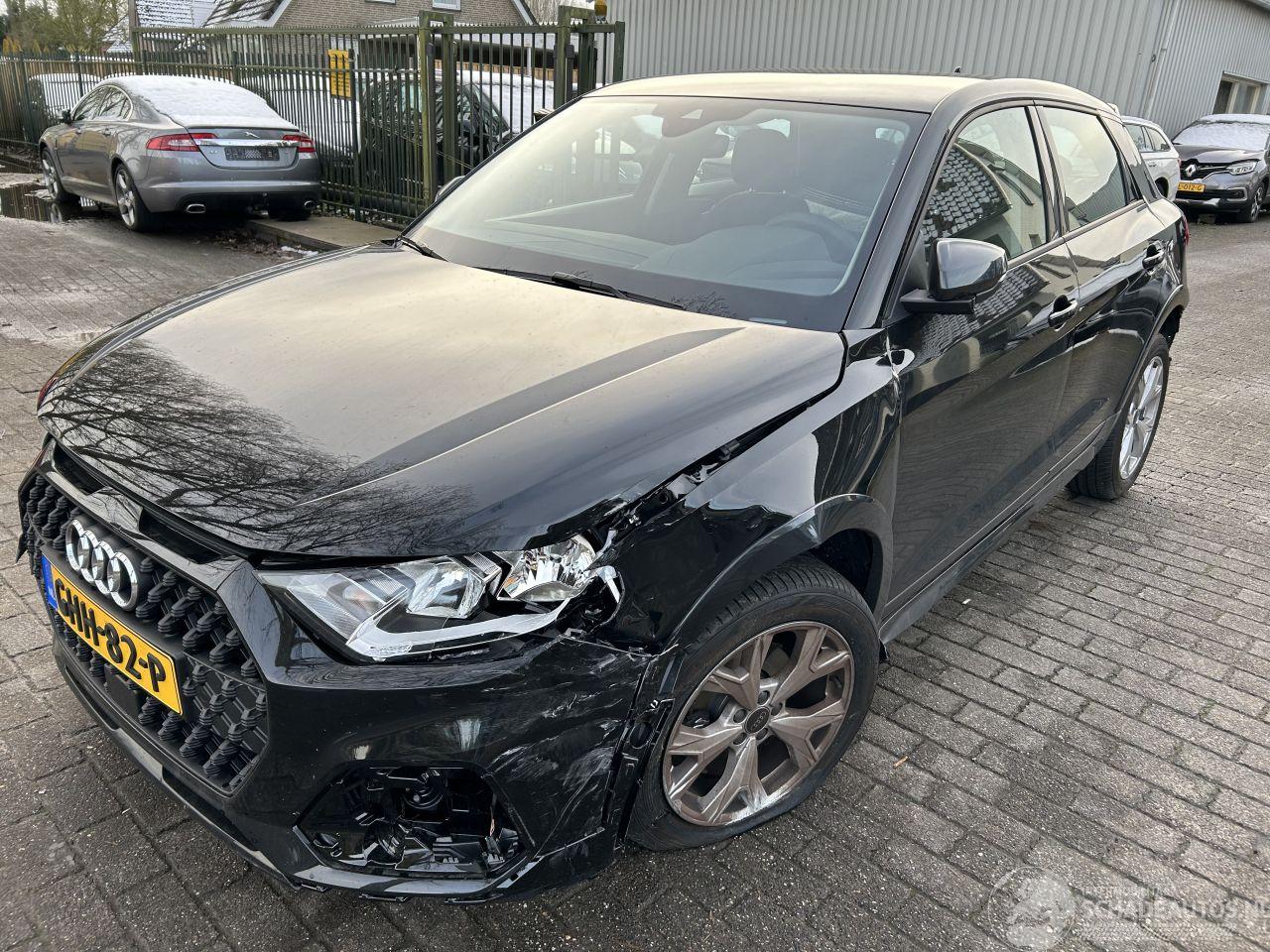 Audi A1 1.0   2.5 TFSI  Allstreet Advanced Edition  5 drs   ( 2783 Km )
