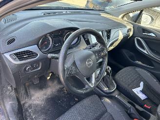 Opel Astra Sports Tourer 1.5 CDTI  Launch Edition   ( met motorschade ) picture 11