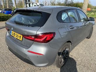 BMW 1-serie 118i  Automaat   ( Nieuw prijs 47000,00 ) picture 5