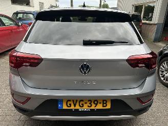 Volkswagen T-Roc 1.0 TSI    Move picture 8
