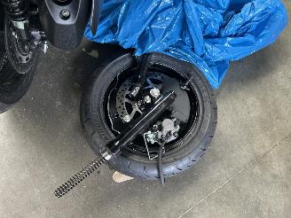 Yamaha  Tricity 300 ABS   ( 118 Km  !!! ) picture 9