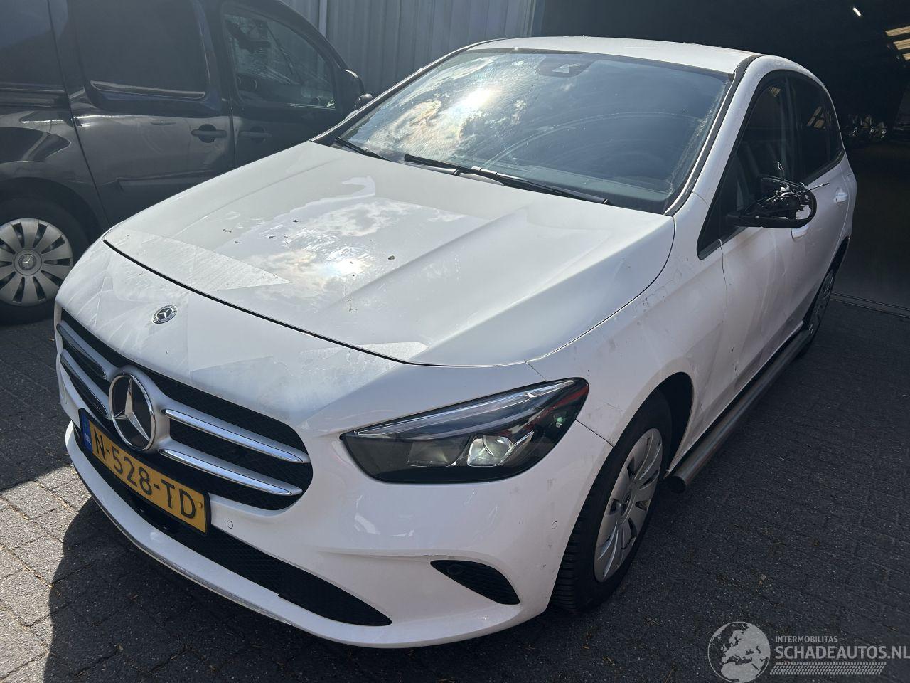 Mercedes B-klasse 200 D   Automaat