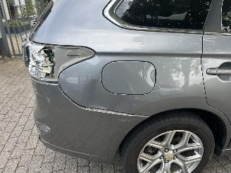 Mitsubishi Outlander 2.0 PluginHybrid Instyle  Automaat picture 6