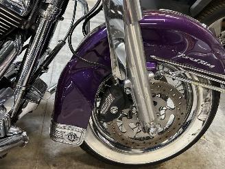 Harley-Davidson Road King FLHRC picture 5