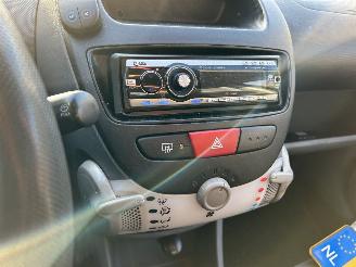 Citroën C1 1.0-12V  Seduction 5  drs picture 9