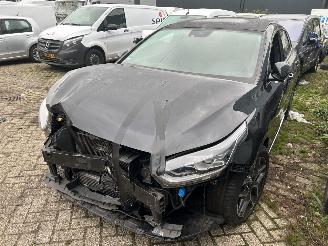 Unfallwagen Kia Proceed 1.5 T-GDI   GT- PlusLine  ( Panoramadak ) 2021/8