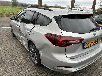Ford Focus Stationcar 1.0 Hybrid EcoBoost ST Line picture 8