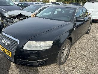 krockskadad bil auto Audi A6 2.8 V6  Automaat Sedan 2008/1