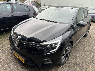 krockskadad bil auto Renault Clio 1.0 TCE  Evolution 2022/12