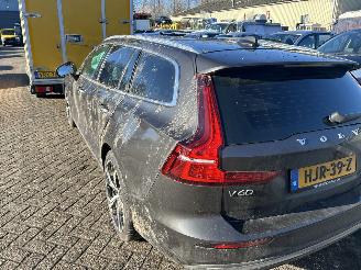 Volvo V-60 2.0 T6 AWD  Recharge Plug-in Hybrid Ultra Bright  ( Leer-Panoramadak ) picture 19