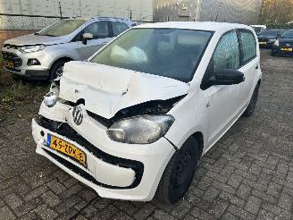 skadebil auto Volkswagen Up! 1.0 take up! BlueMotion 2013/1
