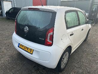 Volkswagen Up! 1.0 take up! BlueMotion picture 4