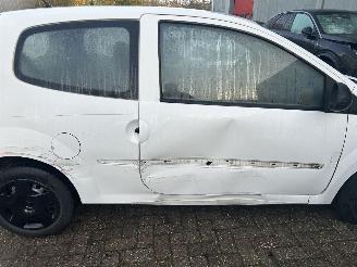 Renault Twingo 1.2 Acces picture 4
