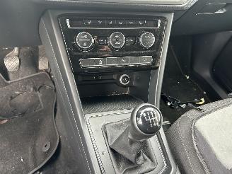 Volkswagen Touran 1.5 TSI  highline  7 Persoons picture 11