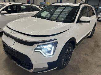 Unfallwagen Kia e-Niro Dynamic Plus Line  64,8 kWh  Automaat 2024/7