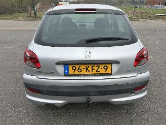 Peugeot 206+ 1.2  5 drs picture 5