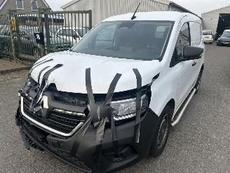 krockskadad bil bedrijf Renault Kangoo 1.5 Blue DCI Comfort 2023/5