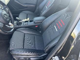 Mercedes A-klasse 180 D   ( schadevrij ) picture 8