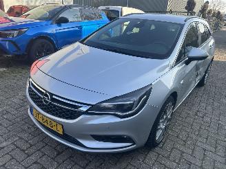 krockskadad bil auto Opel Astra Stationcar 1.6 CDTI 2016/7