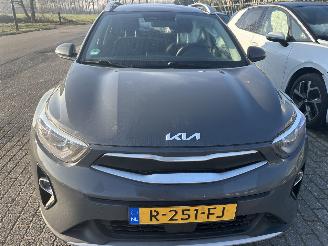 Kia Stonic 1.0 T-GDI  Hybrid Dynamic Line picture 2