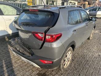 Kia Stonic 1.0 T-GDI  Hybrid Dynamic Line picture 4
