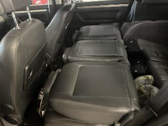 Volkswagen Touran 2.0 TDI  Automaat  7 Persoons picture 8