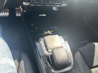 Mercedes A-klasse 250 E Sedan EQ power Automaat picture 12