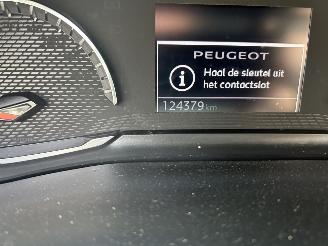 Peugeot 2008 1.2 PureTech  Automaat Active Pack picture 11