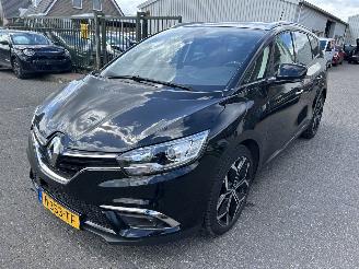 skadebil auto Renault Scenic 1.3 TCe  Business Zen 2022/1