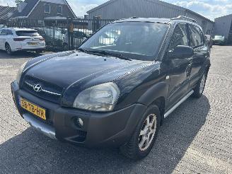 krockskadad bil auto Hyundai Tucson 2.0i Style 2006/7