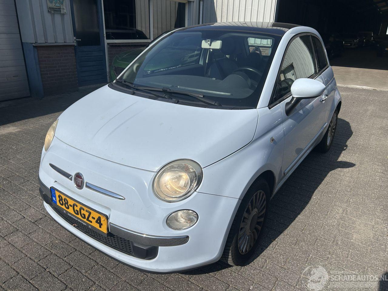 Fiat 500 1.4 Automaat ( Leer- Panoramadak ) schadevrij