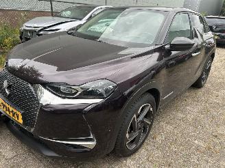 krockskadad bil auto DS Automobiles DS 3 Crossback 1.2 PT Grand Chic Rivoli   Automaat  5 Drs 2020/8