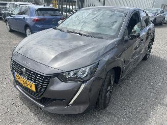 Auto incidentate Peugeot 208 1.2 PureTech Allure 2023/7