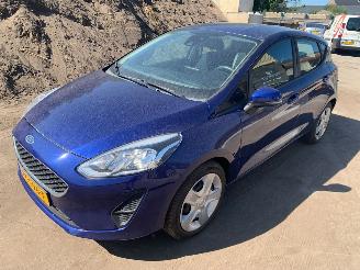 uszkodzony samochody osobowe Ford Fiesta 1.1 Trend 2017/10