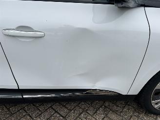 Renault Scenic 1.5 DCI  Intens  Automaat picture 4