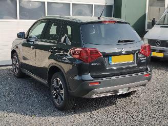 Suzuki Vitara 1.4 Boosterjet Style Smart Hybrid picture 6