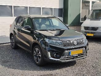 Suzuki Vitara 1.4 Boosterjet Style Smart Hybrid picture 3