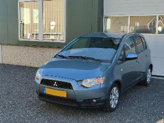 Unfallwagen Mitsubishi Colt 1.3 Edition Airco Cruise Tr.haak 2012/2