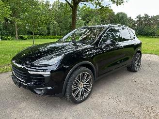 Unfallwagen Porsche Cayenne 3,0 Diesel Full options Lüftfederung Panorama 2016/5