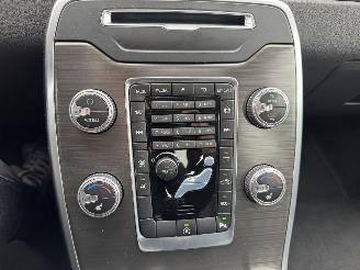 Volvo S-80 2.0 D4 SUMMUM AUTOMATIK XENON LEDER SCHIEBEDACH VOLL picture 15