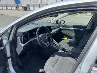 Volkswagen Golf VIII 2.0 TDI 110 KW DSG ACC KLIMA PDC picture 9