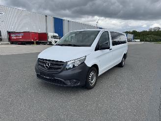 krockskadad bil auto Mercedes Vito TOURER 109 CDI 9 PERSOONS KLIMA 2018/10