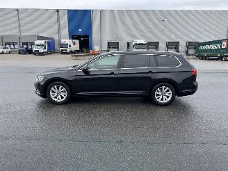 Volkswagen Passat 1.6 TDI KLIMA LED NAVI picture 8