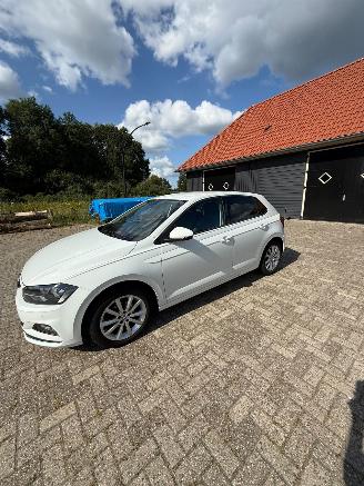skadebil auto Volkswagen Polo 1.0 HIGHLINE NAVI AIRCO VIRTUAL COCKPIT 2019/8