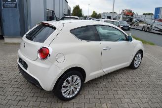 Alfa Romeo MiTo Alfa romeo Mito 1,3 Mjet Klimatronik Leder Voll Carbon Pdc Facelift picture 6