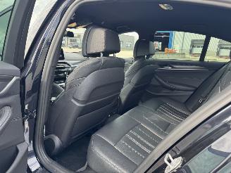 BMW 5-serie 530e M Sport Paket LED Navi Leder Klima picture 14