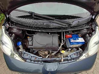 Peugeot 107 1.0-12V XR 5drs airco picture 11